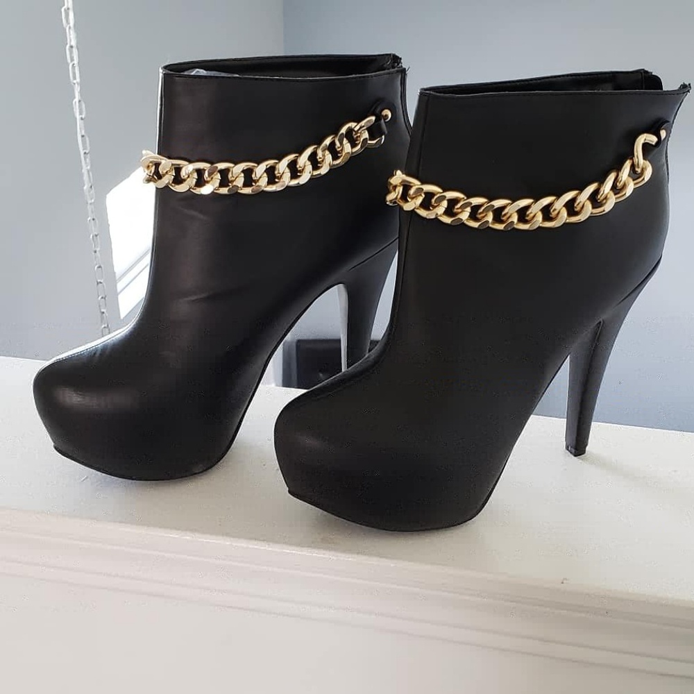 Women Booties